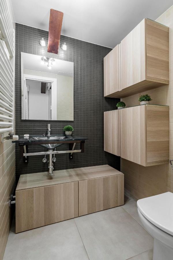 Charming Tirso De Molina III Apartment Madrid Exterior photo